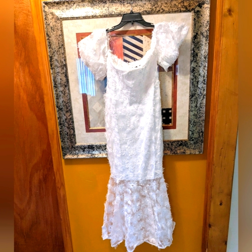 NEW YORK AND CO Puff Sleeve Off-The-Shoulder Sheath Dress - Picture 3 of 11